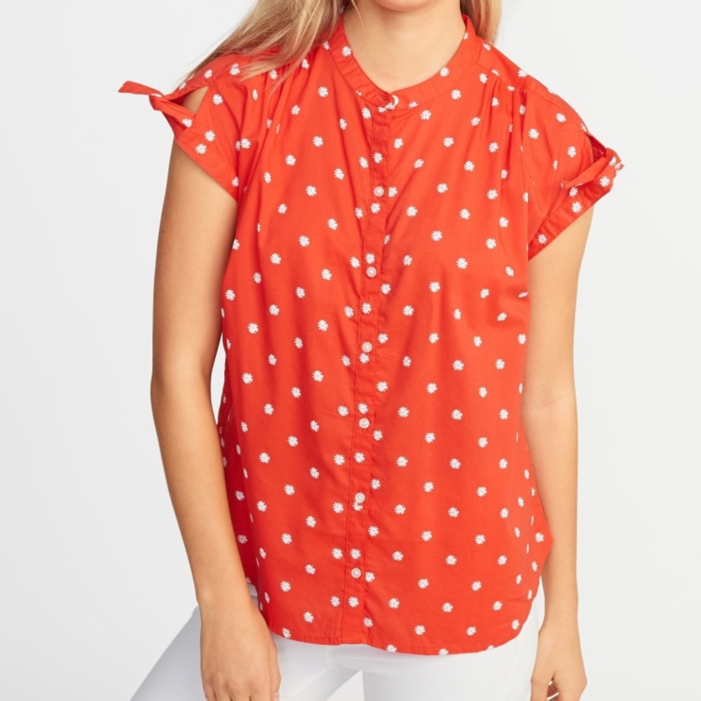 Tie-sleeve button front blouses.